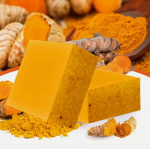 Savon éclaircissant au curcuma personnalisé